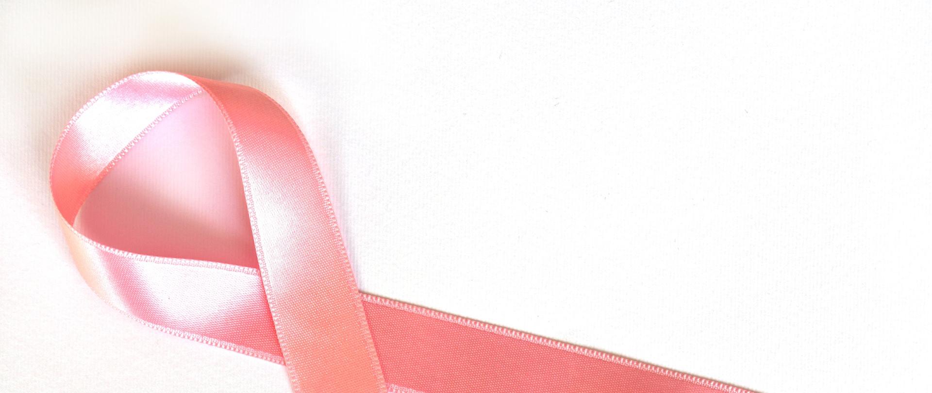 „Różowy październik” – miesiąc świadomości raka piersi
