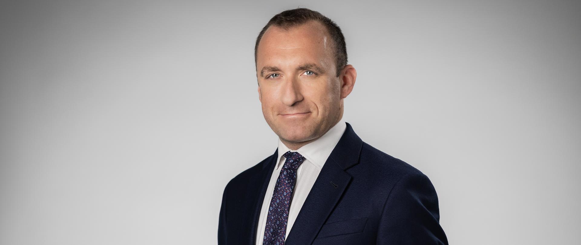 Ambasador Bartosz Wiśniewski