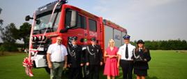 Uroczystość poświęcenia średniego samochodu ratowniczo – gaśniczego marki MAN 13290 GBA 3/28 dla jednostki Ochotniczej Straży Pożarnej w Lipie.