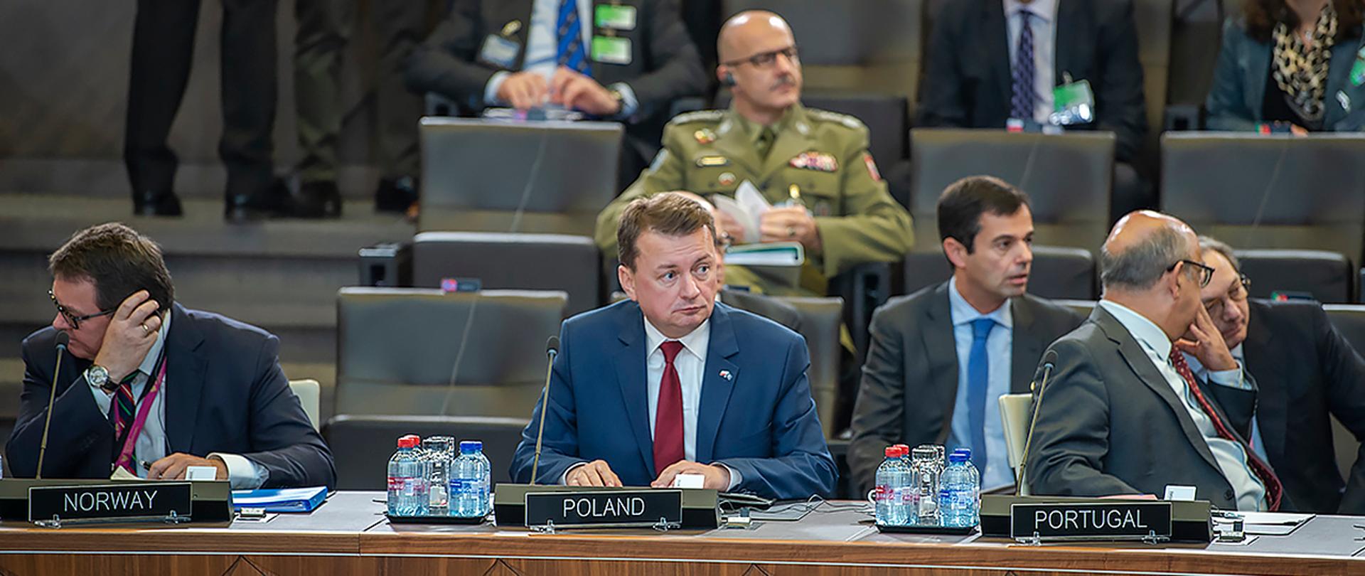 041018_MMB_NATO_Suchy_01