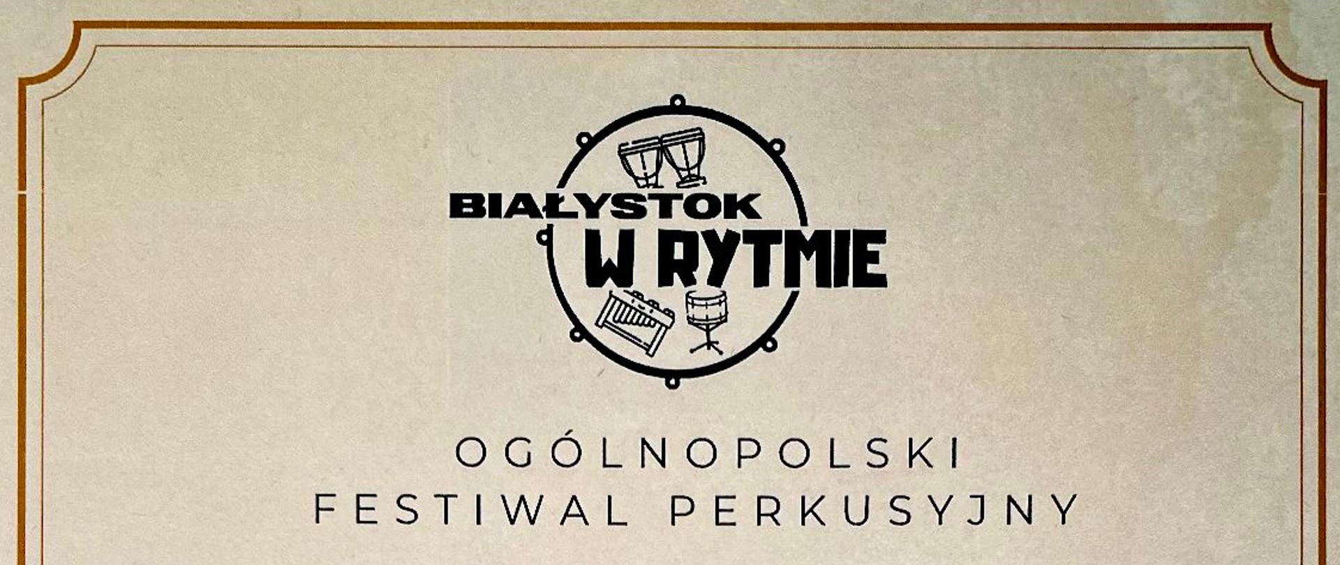 Zdjęcie przedstawia dyplom dla Celiny Bludnik podczas konkursu "Białystok w rytmie".