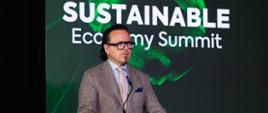 Minister Wojciech Balczun w trakcie wypowiedzi na Sustainable Economy Summit