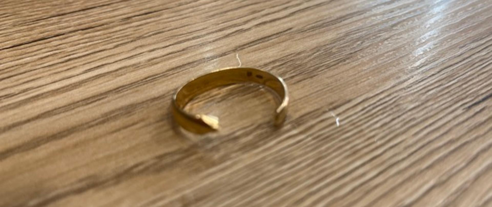 Usunięta obrączka