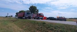 Miejsce wypadku śmiertelnego z udziałem zestawu ciężarowego i dwóch samochodów osobowych na odcinku krajowej „sześćdziesiątki” w miejscowości Ponikiew Duża (powiat ostrołęcki).