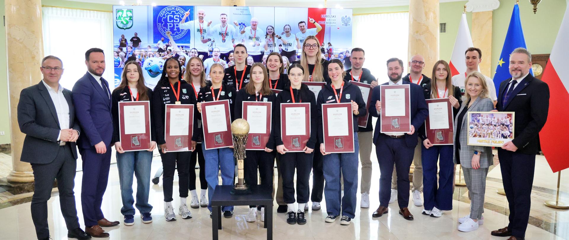 Medale dla koszykarskich mistrzyń Polski
