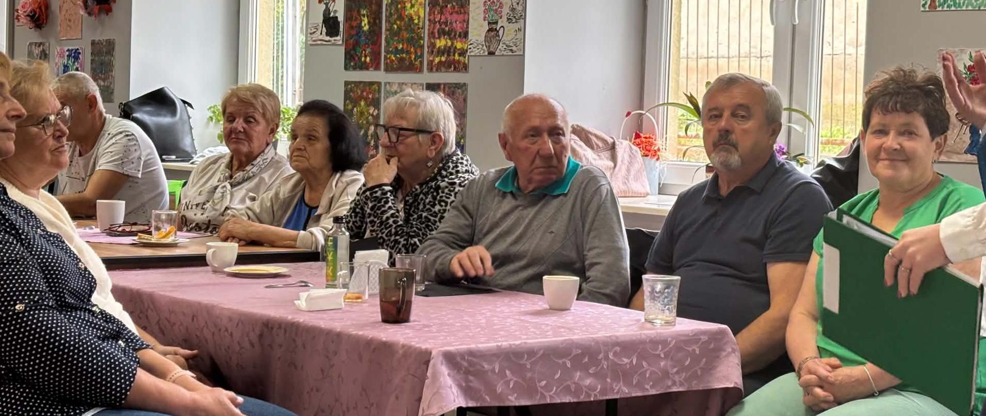 SENIOR W ROLI GŁÓWNEJ 