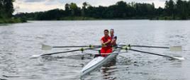 Minister Sportu Danuta Dmowska-Andrzejuk podczas treningu wioślarskiego z Agnieszką Kobus-Zawojską 