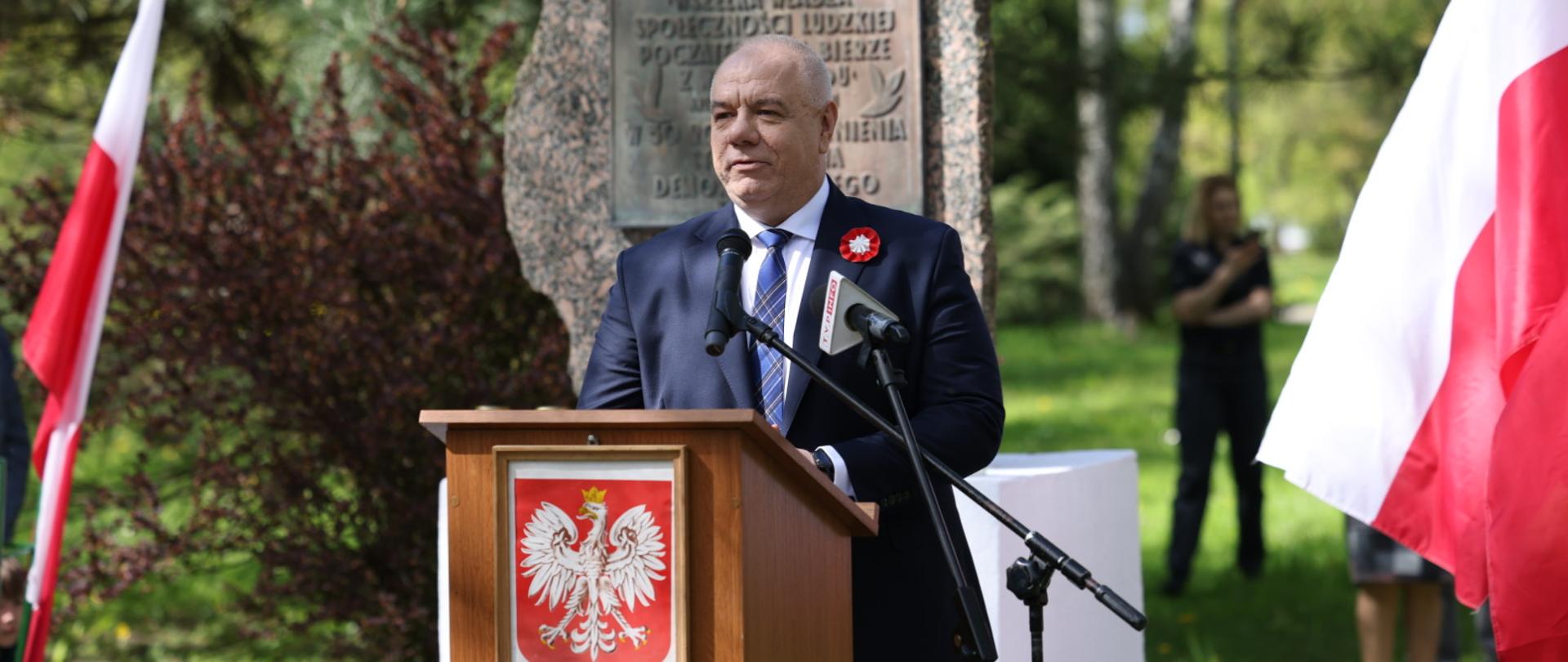 Wicepremier Jacek Sasin podczas obchodów 232. rocznicy uchwalenia Konstytucji 3 Maja w Hajnówce