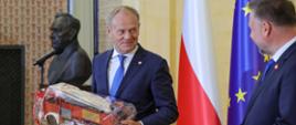 Uroczystość w KPRM z udziałem strażaków