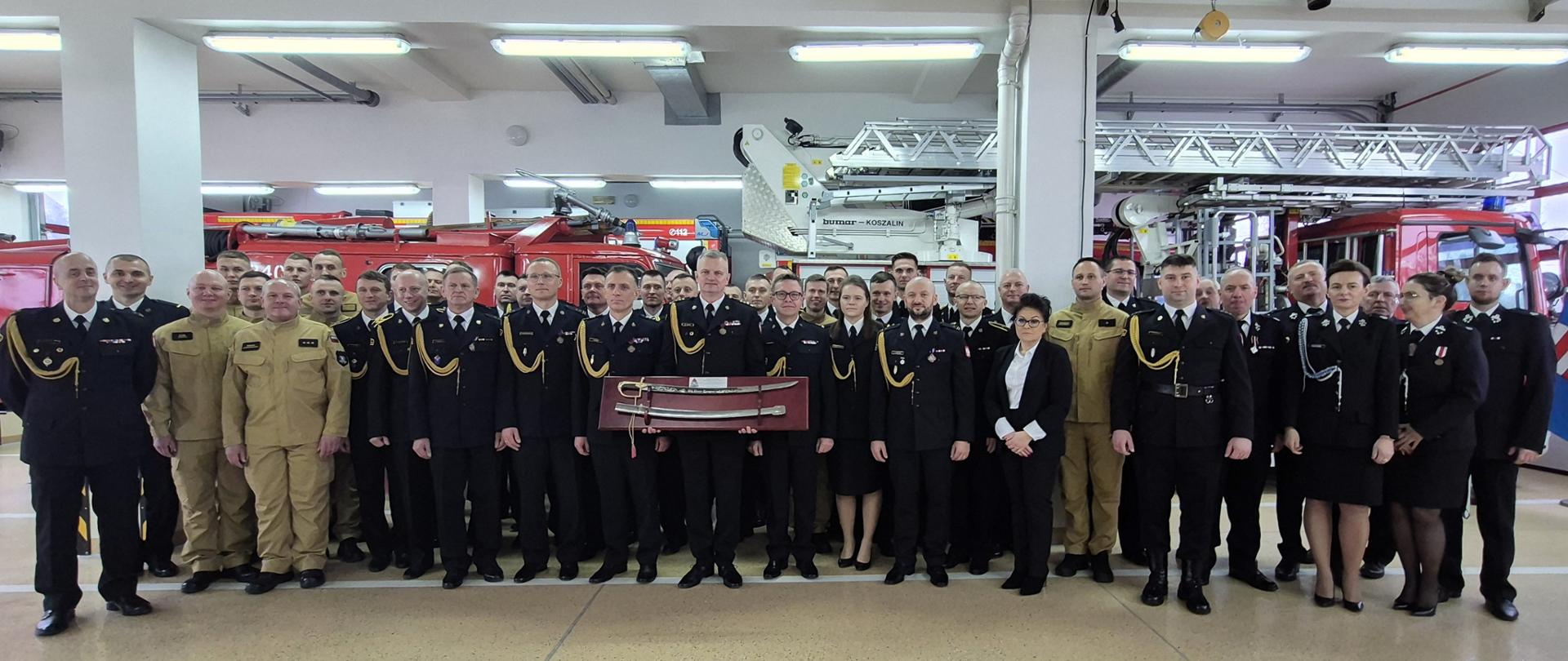 Uroczyste zdanie i powierzenie obowiązków na stanowisku Komendanta Powiatowego PSP w Przysusze