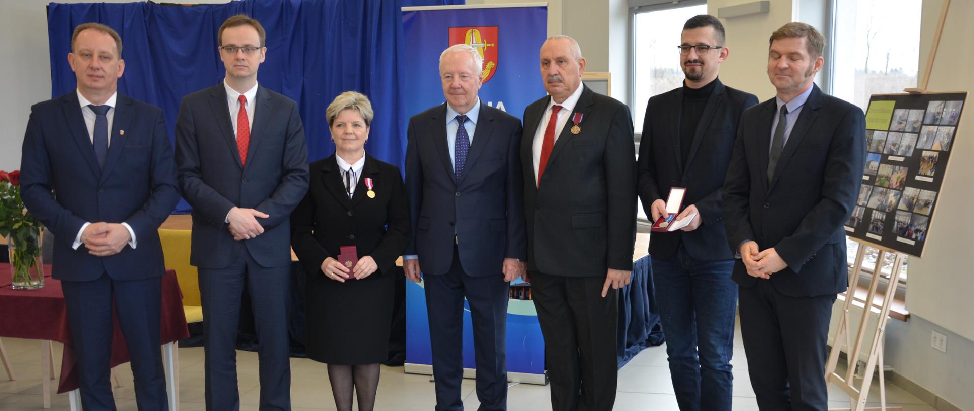 Odznaczenia państwowe w gminie Poświętne 