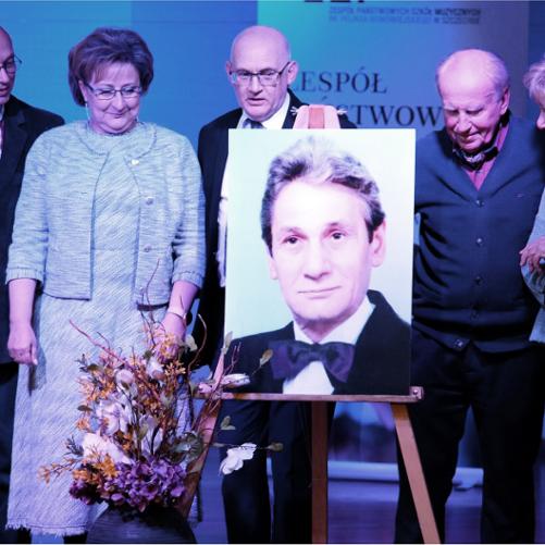 Zdjęcie przedstawie Jurorów Ogólnopolskiego Konursu Altówkowego