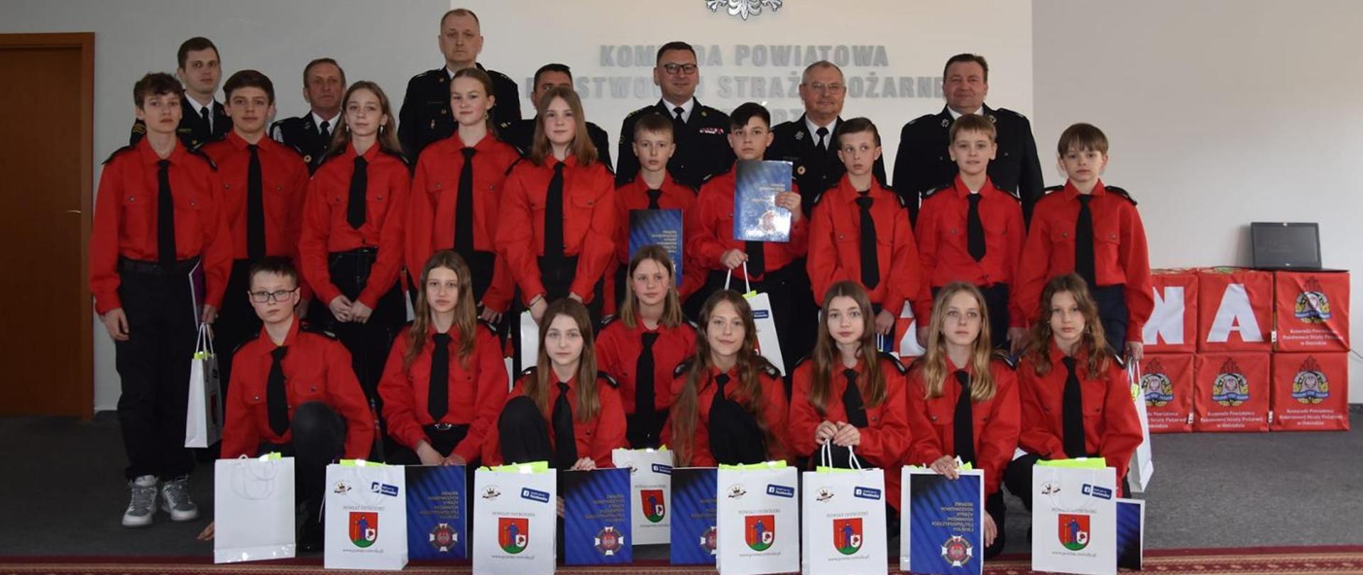 Członkowie MDP Naprom, Osoby funkcyjne KW PSP Olsztyn, KP PSP Ostróda, Prezesi powiatowi, gminni OSP, Prezes OSP Naprom