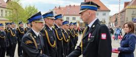 Zastępca Śląskiego Komendanta Wojewódzkiego gratuluje awansowanym