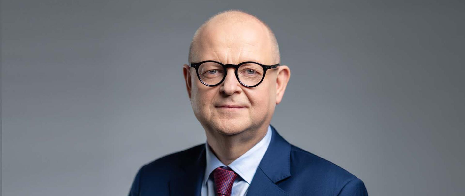 Konsul Generalny w Kantonie