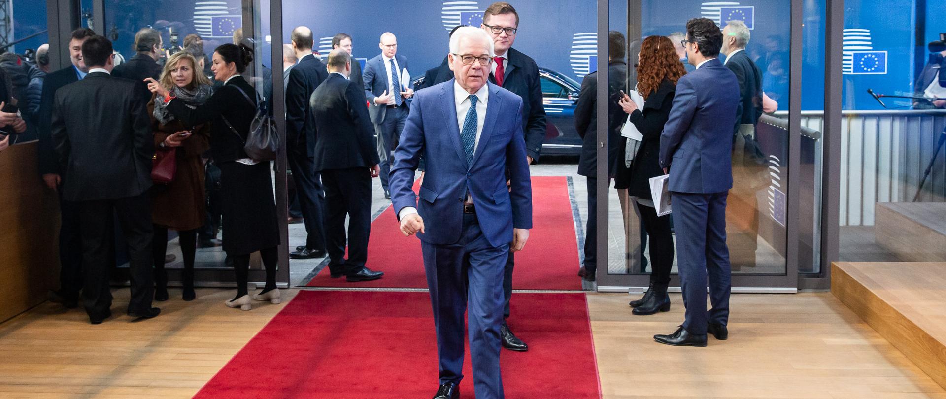 Minister Jacek Czaputowicz na posiedzeniu Rady do Spraw Zagranicznych