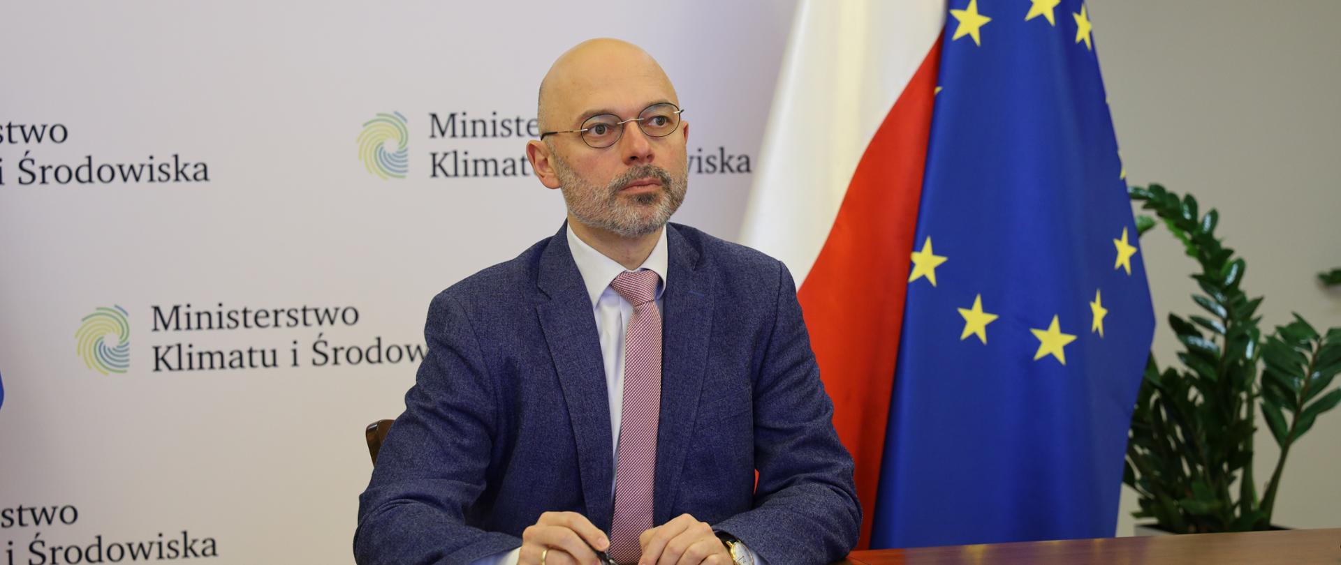 Minister podczas debaty Chatham House