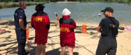 W dniu 18 lipca 2023 roku strażacy JRG Wołomin wspólnie z funkcjonariuszem KPP Wołomin odbyli kolejny wspólny patrol na plaży przy Zielonkowskich Gliniankach. 