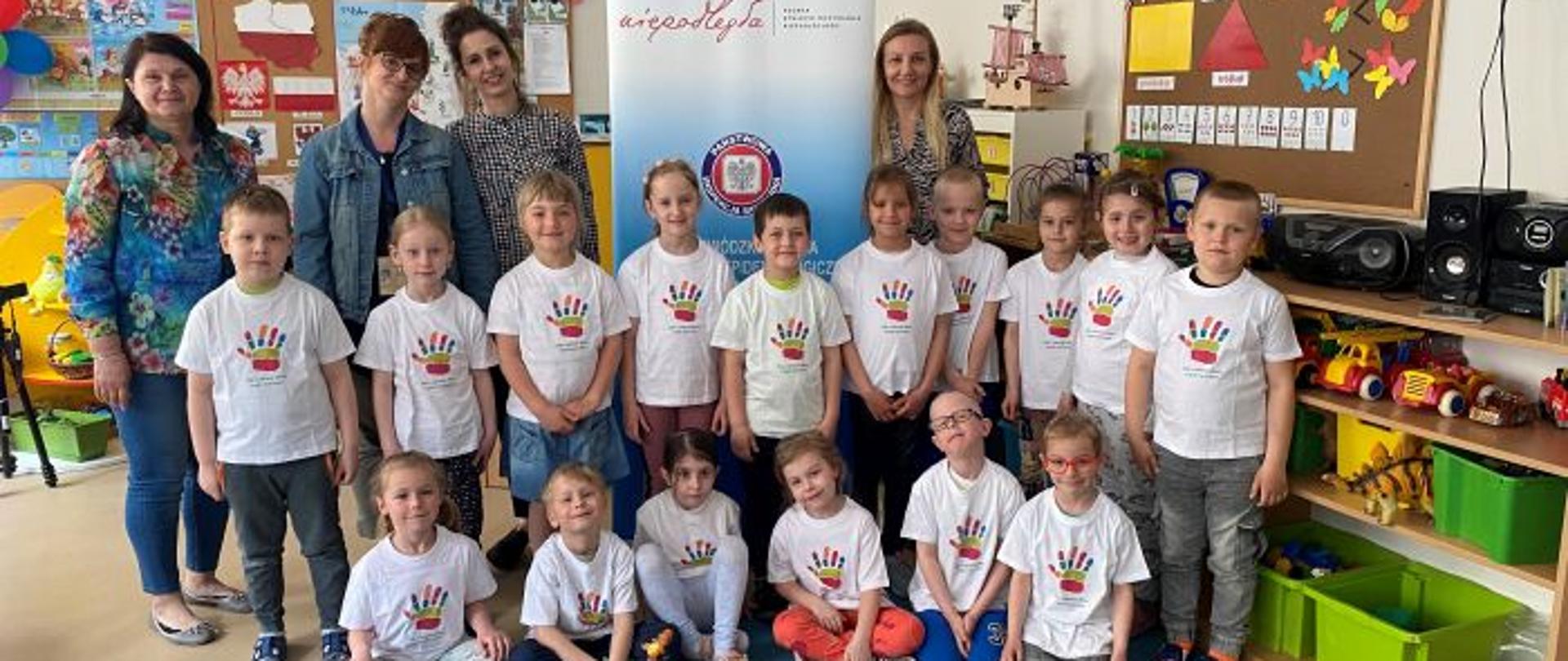 zdjęcie tytułowe - zajęcia warsztatowe w przedszkolu