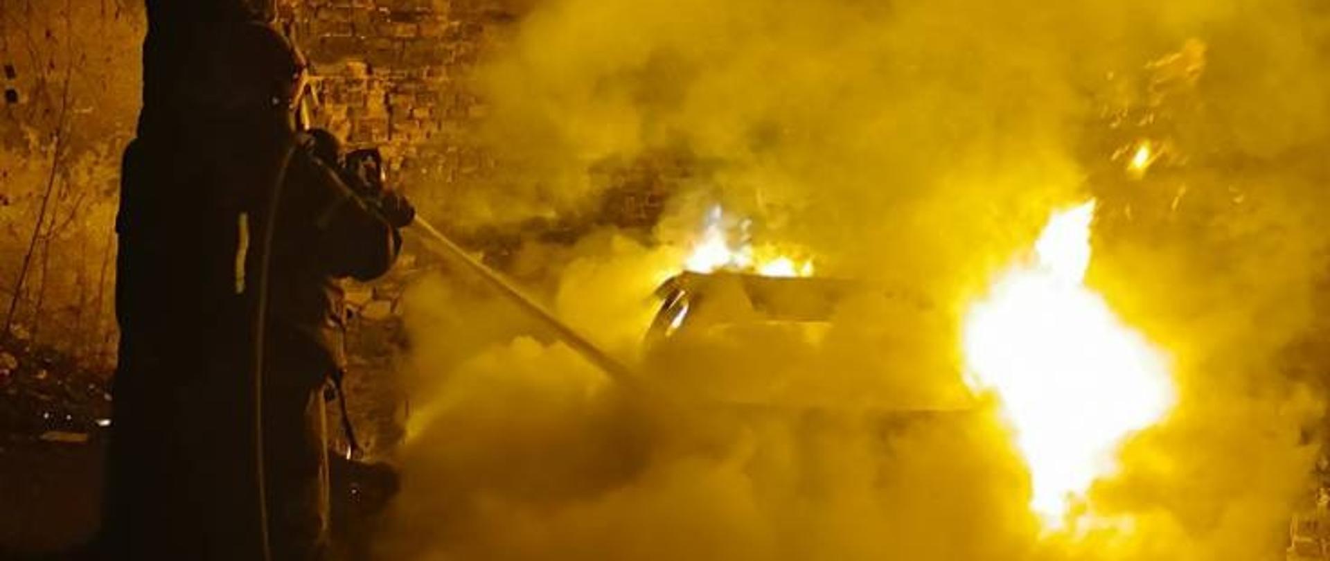 Pożar samochodu osobowego