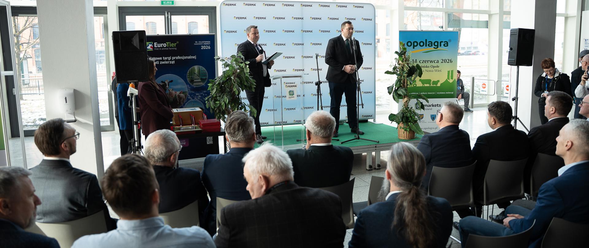 Minister Krajewski otwiera targi FERMA (fot. MRiRW)