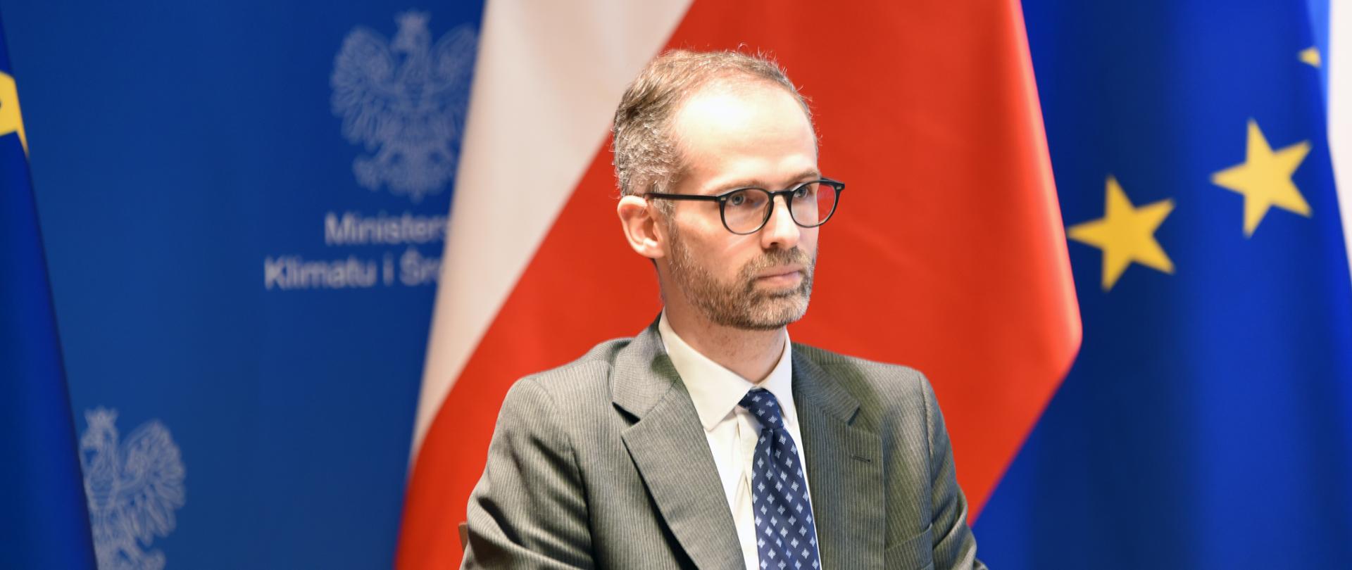 Adam Guibourgé-Czetwertyński podczas debaty „Polska recepta na nowy zielony ład”