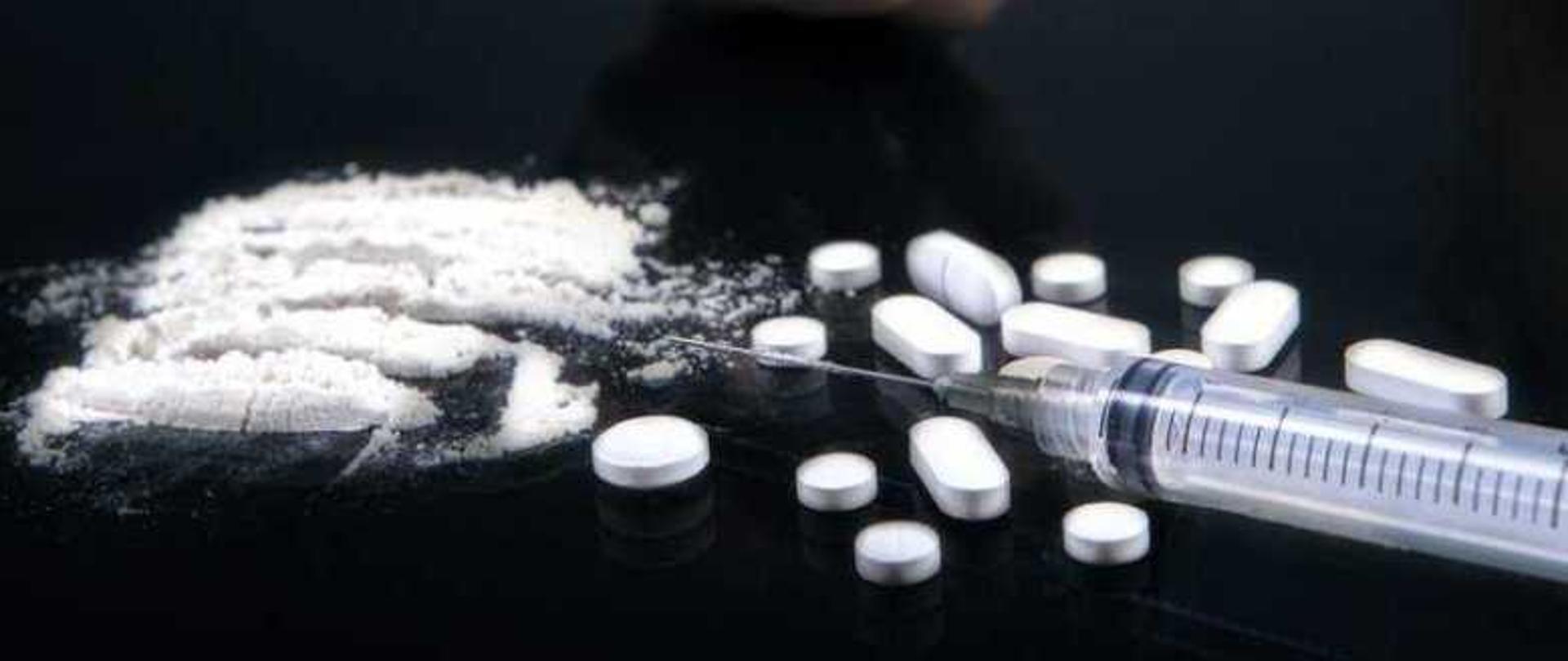 narkotyki tabletki strzykawka