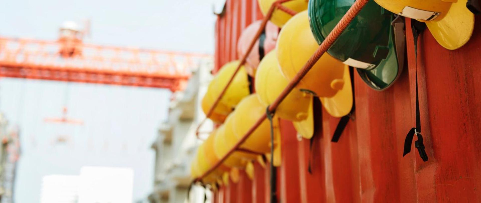 Employment is growing. The labour market is recovering from the pandemic