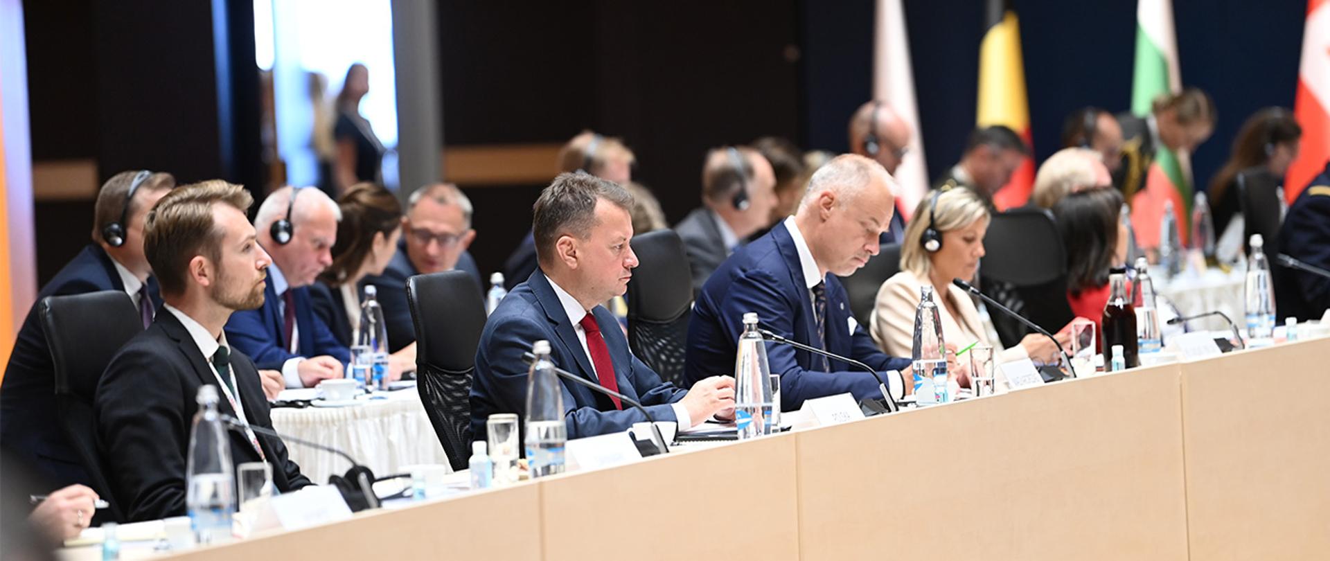 Spotkanie ministrów obrony państw UE w Pradze z udziałem wicepremiera M. Błaszczaka. 