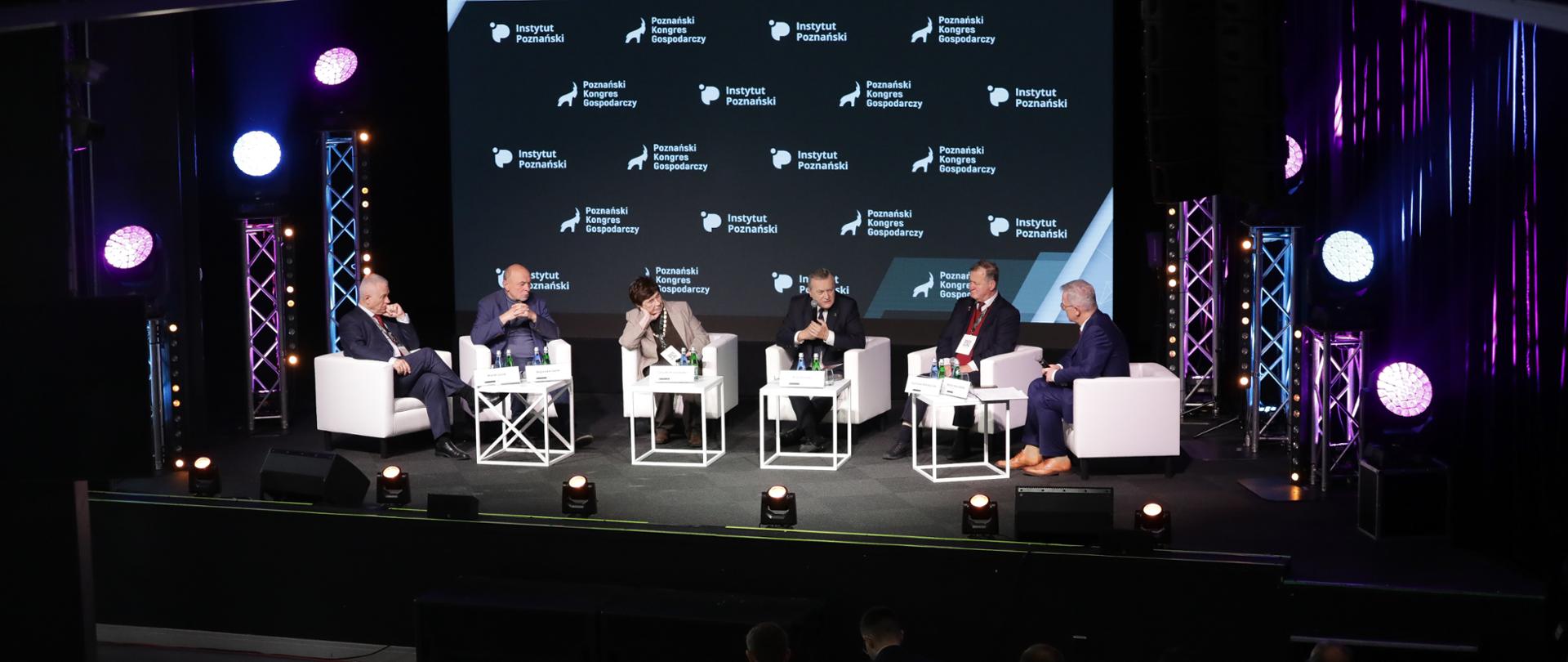 Wicepremier Piotr Gliński: „Niszcząc demokrację, niszczy się polską wspólnotę”, fot. Danuta Matloch