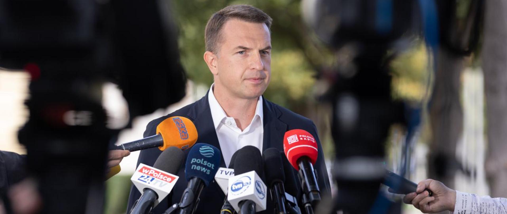 Briefing Rzecznika Rządu Adama Szłapki