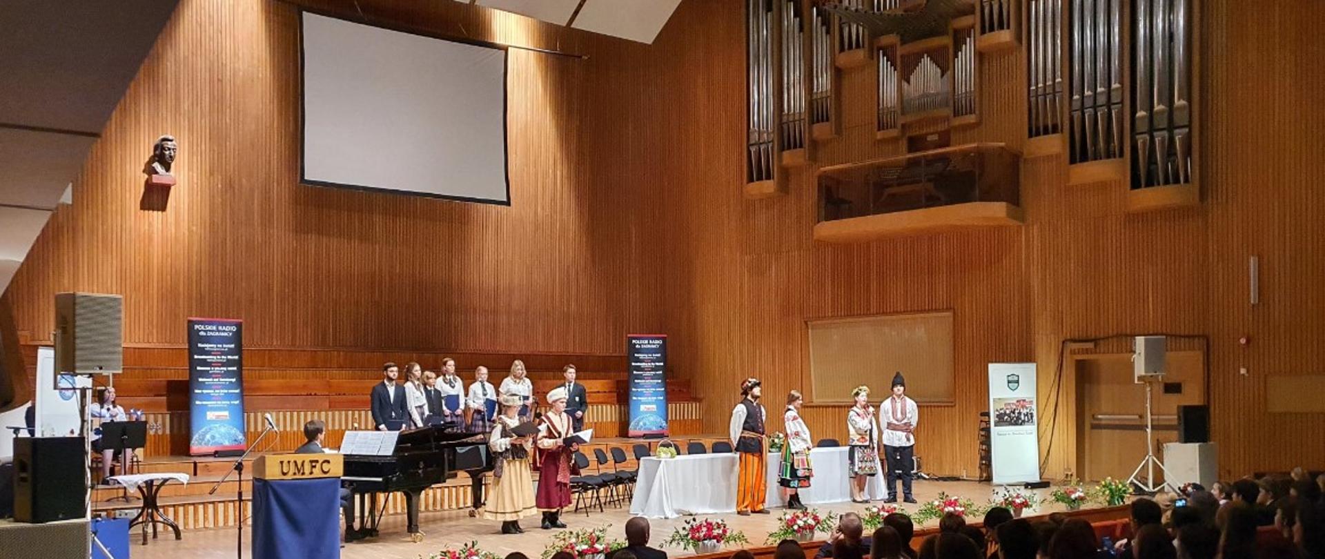 Obchody 30. rocznicy powstania Liceum Ogólnokształcącego Niepublicznego Kolegium im. św. Stanisława Kostki w Warszawie.