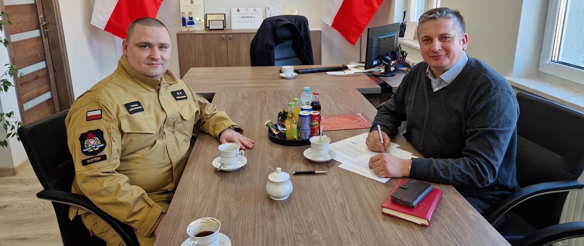 Wizyta robocza burmistrza Miasta Złotów Adama Pulita w KP PSP w Złotowie 