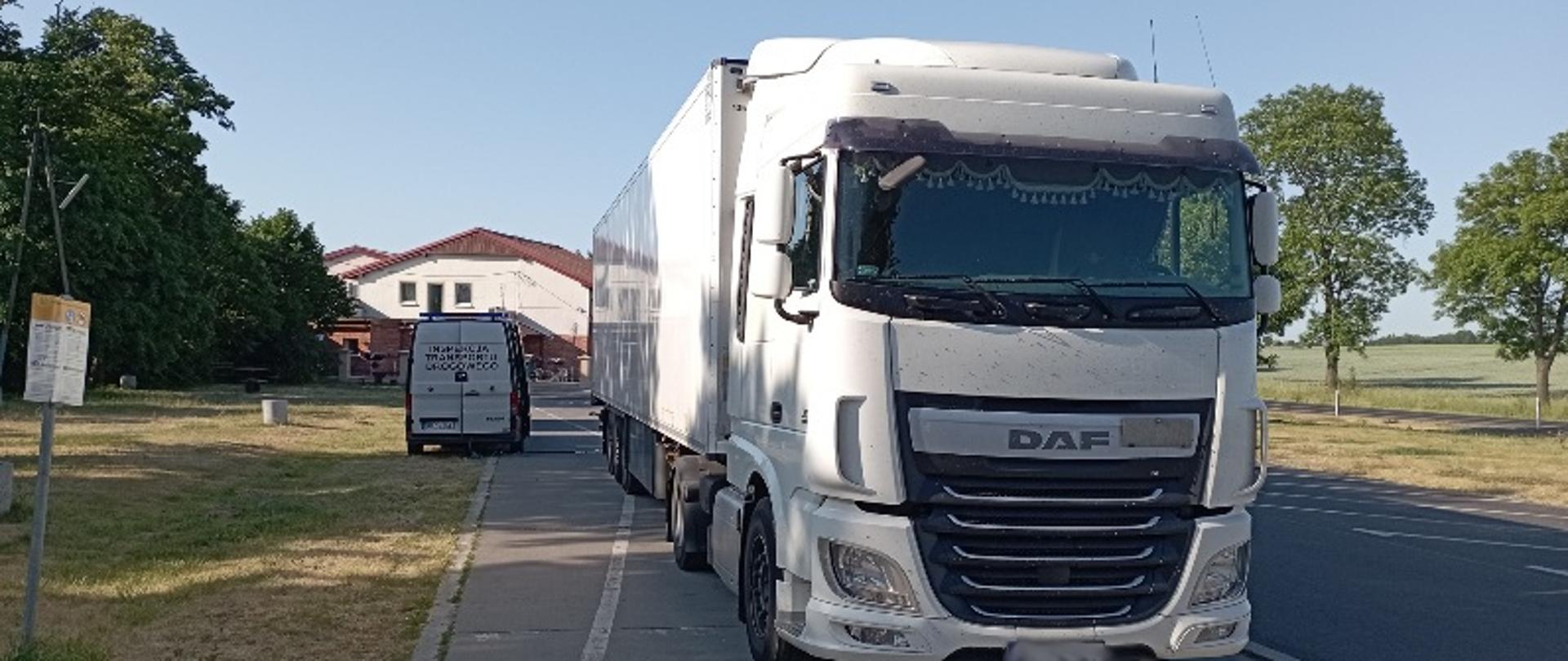 Widok kontrolowanego pojazdu członowego 