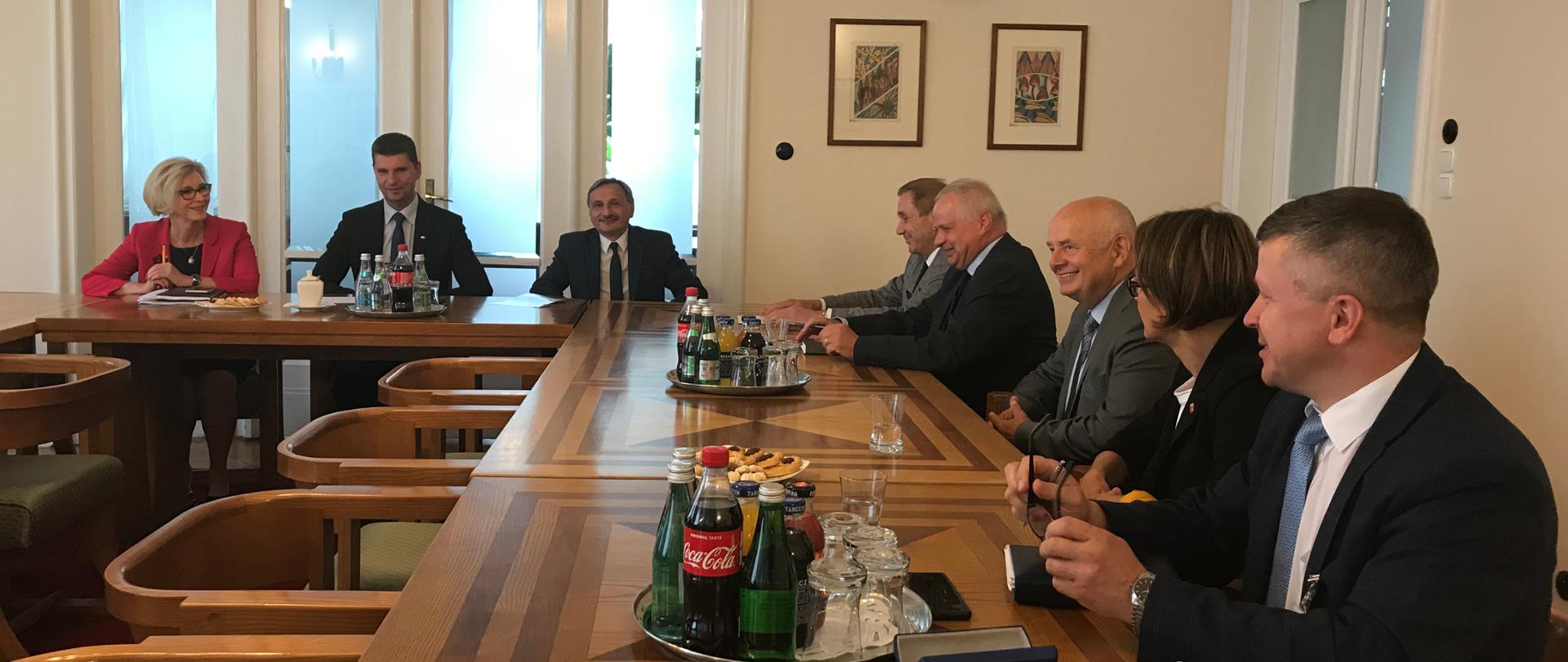 Spotkanie ministra edukacji z przedstawicielami Związku Gmin Wiejskich RP