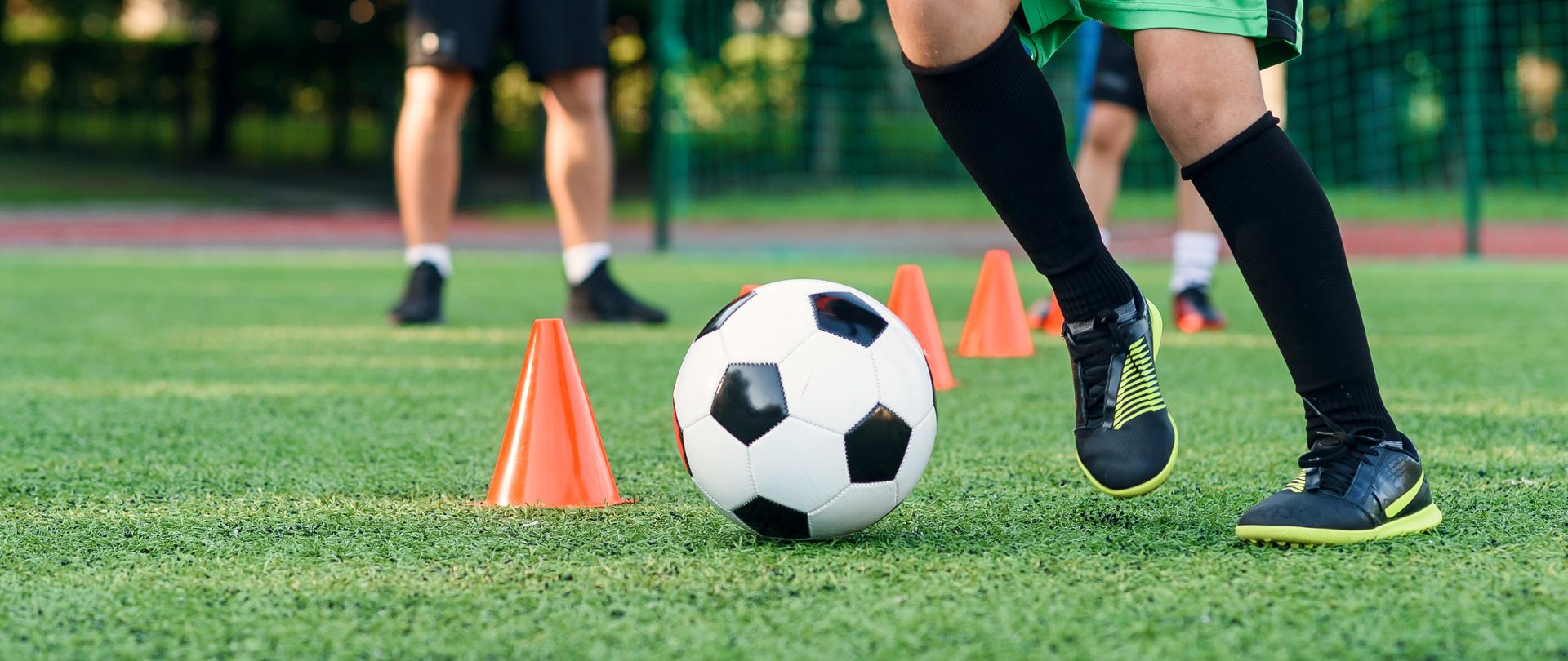 Cztery nowe programy stypendialne dla sportowców i trenerów klubowych! Więcej pieniędzy na sport masowy i wyczynowy w 2022 r. 