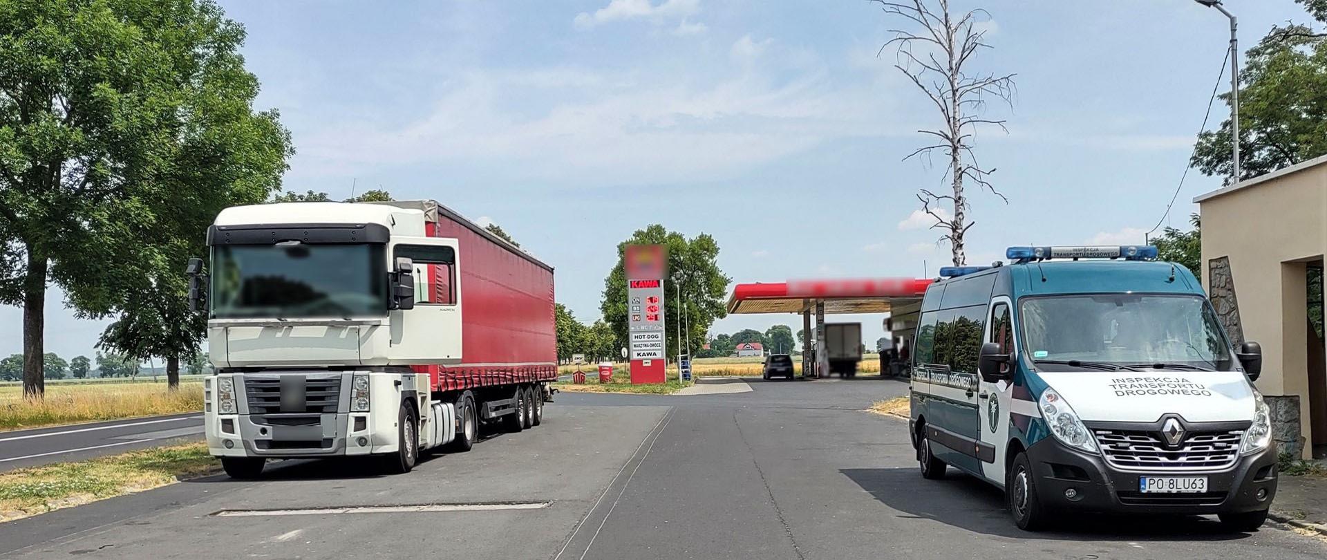 Pierwsza oś naczepy pozbawiona była możliwości hamowania