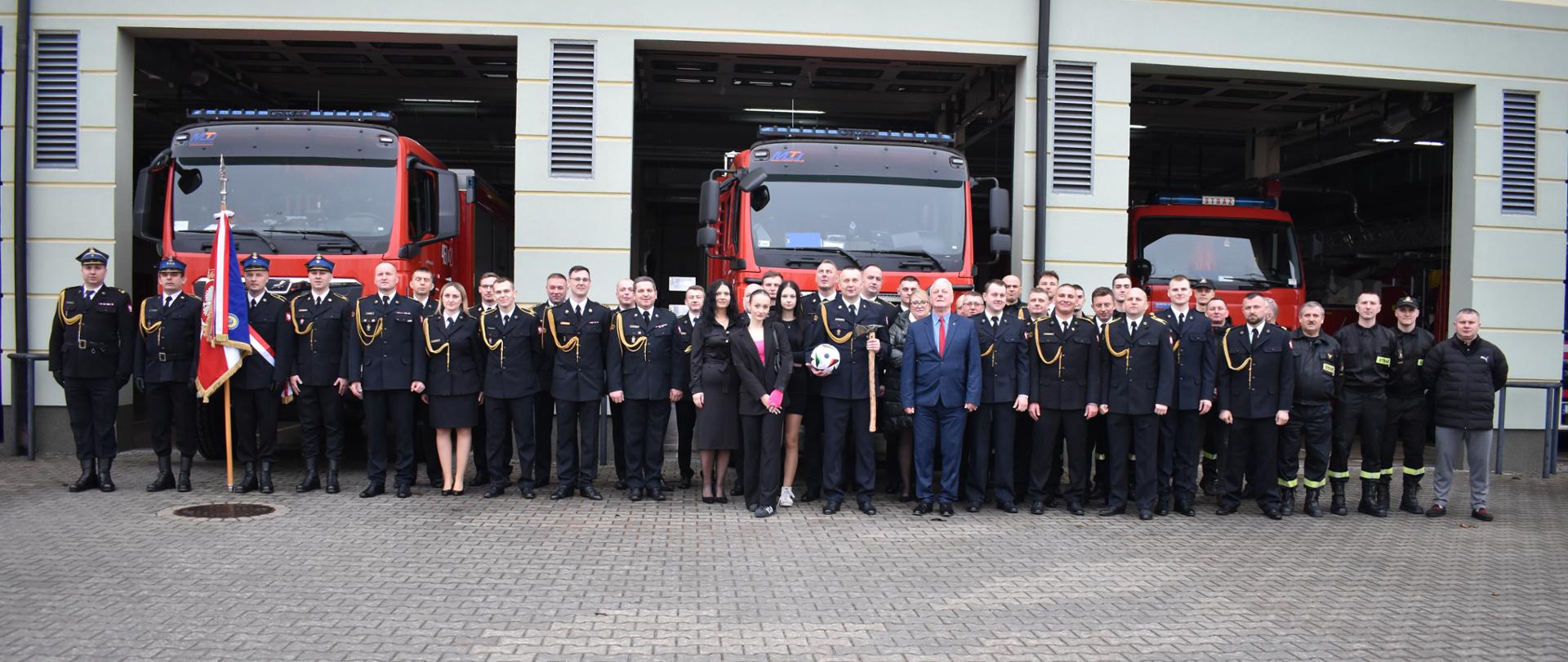 POŻEGNANIE ZE SŁUŻBĄ FUNKCJONARIUSZA JRG PSP W PIŃCZOWIE