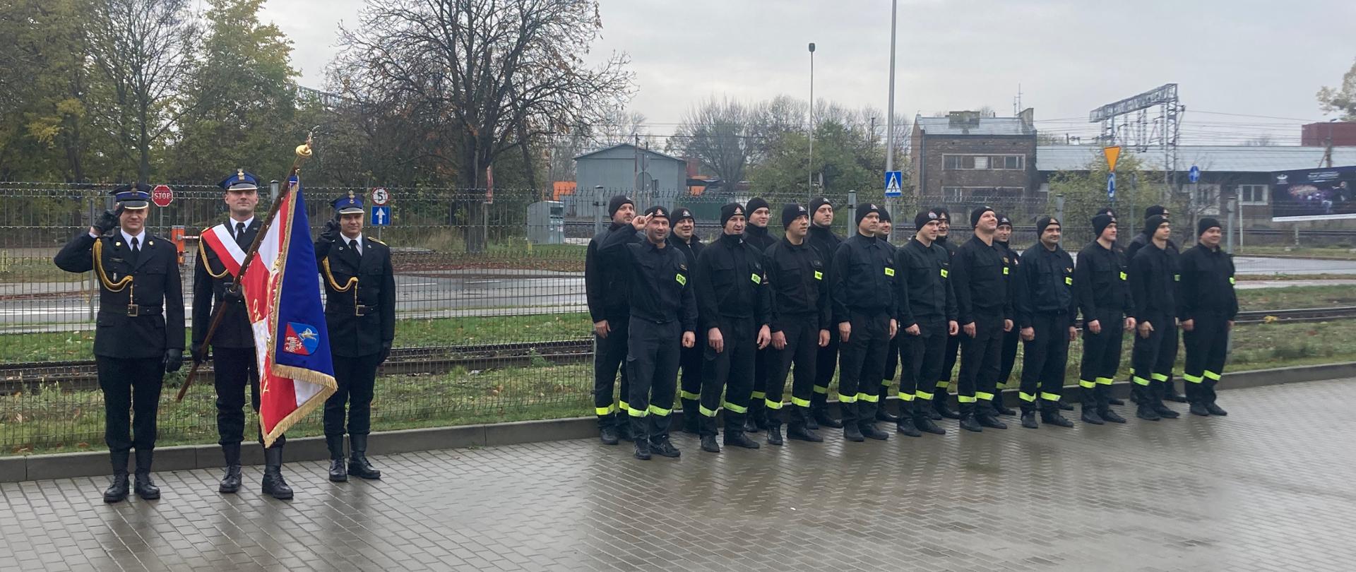 Uroczysta zmiany służby z okazji Narodowego Święta Niepodległości