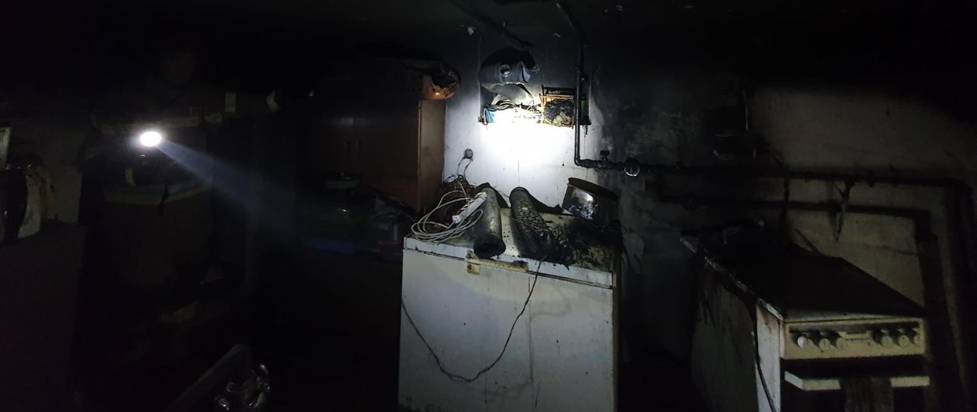 Zdjęcie spalonej części piwnicy