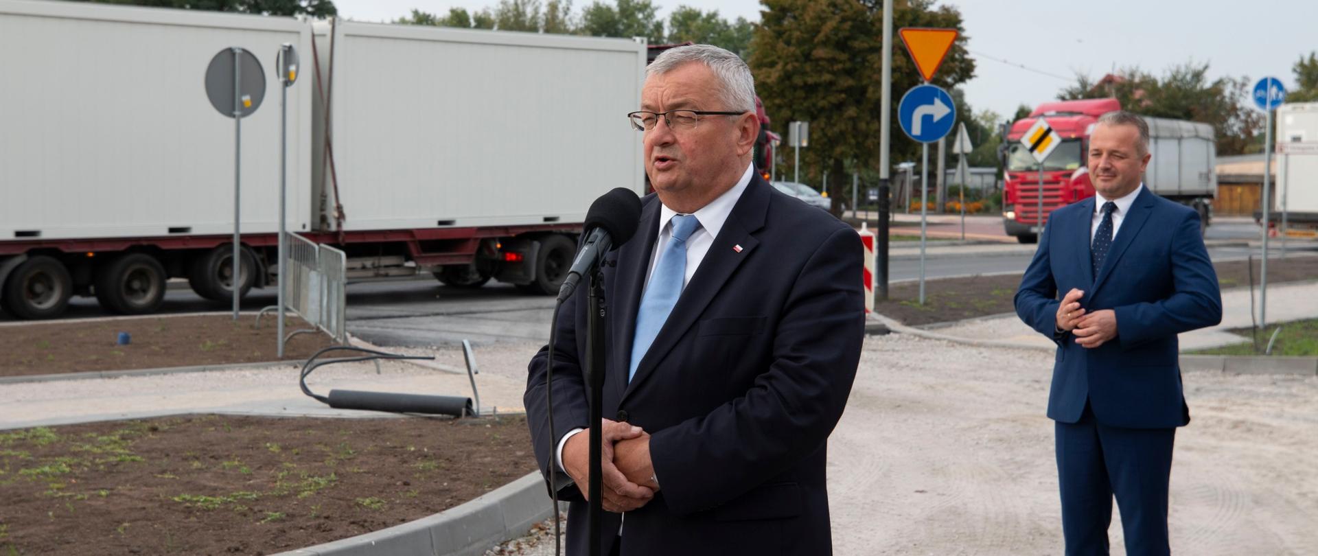minister infrastruktury Andrzej Adamczyk w Kruszwicy