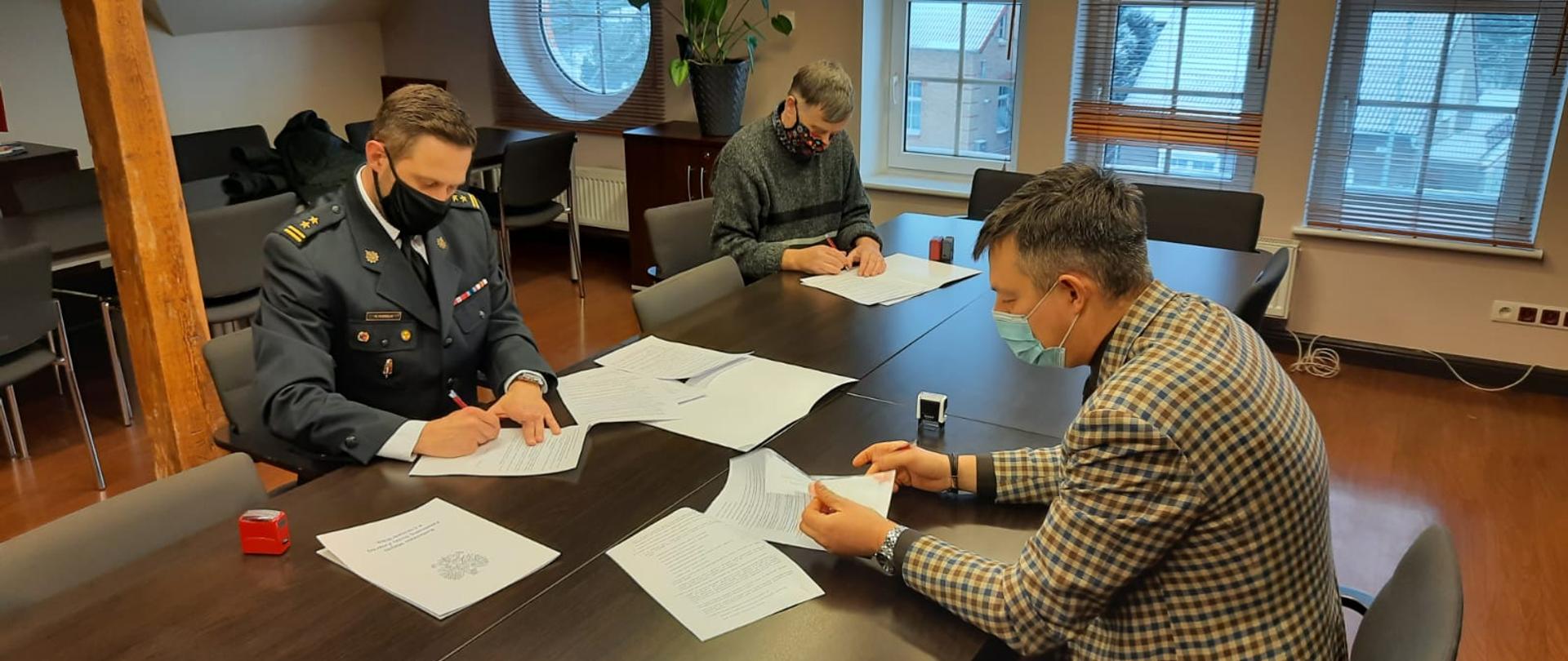 Podpisanie porozumienia ws. włączenia OSP Krasowiec do KSRG