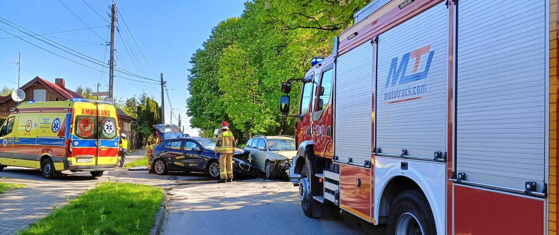 Zderzenie dwóch samochodów w Sandomierzu