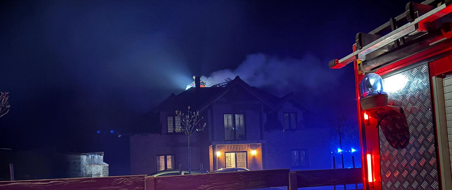 Pożar sadzy w kominie w Godzieszach Małych