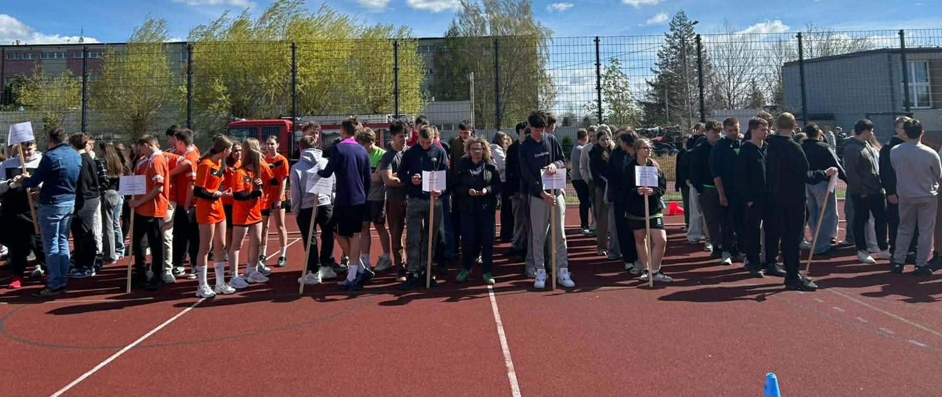 Międzypowiatowe zawody w przeciąganiu liny