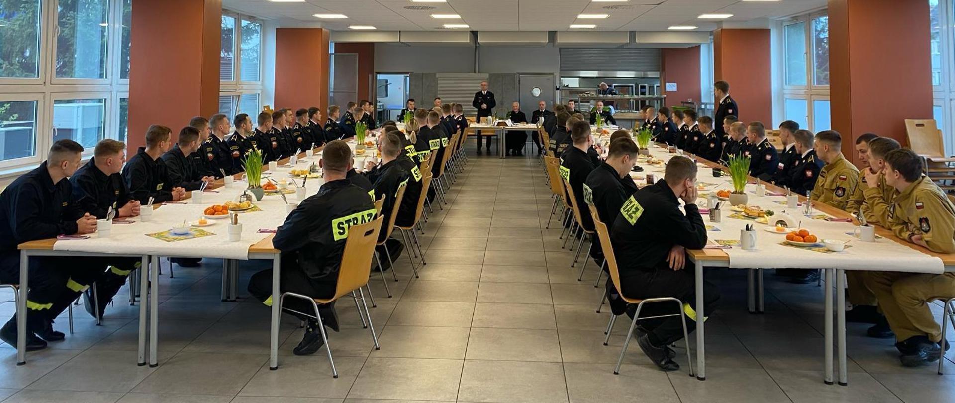 Niedziela Wielkanocna w Szkole Aspirantów PSP w Poznaniu.