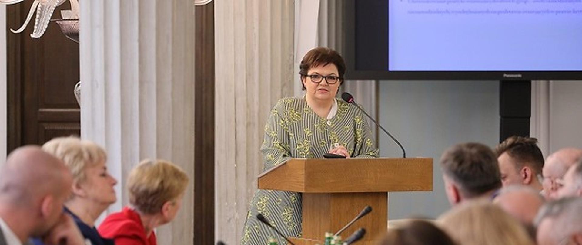 W Sejmie o seniorach