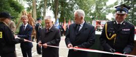 Uroczyste przecięcie wstęgi przez wicewojewodę pomorskiego, pomorskiego komendanta wojewódzkiego PSP oraz przedstawicieli władz samorządowych.