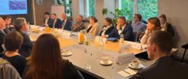 10 czerwca w siedzibie Fundacji im. Kazimierza Pułaskiego w Warszawie odbyło się spotkanie w formule okrągłego stołu pt. „Woda jako strategiczny zasób dla przyszłości polskiego rolnictwa – czas na kompleksowe działania”