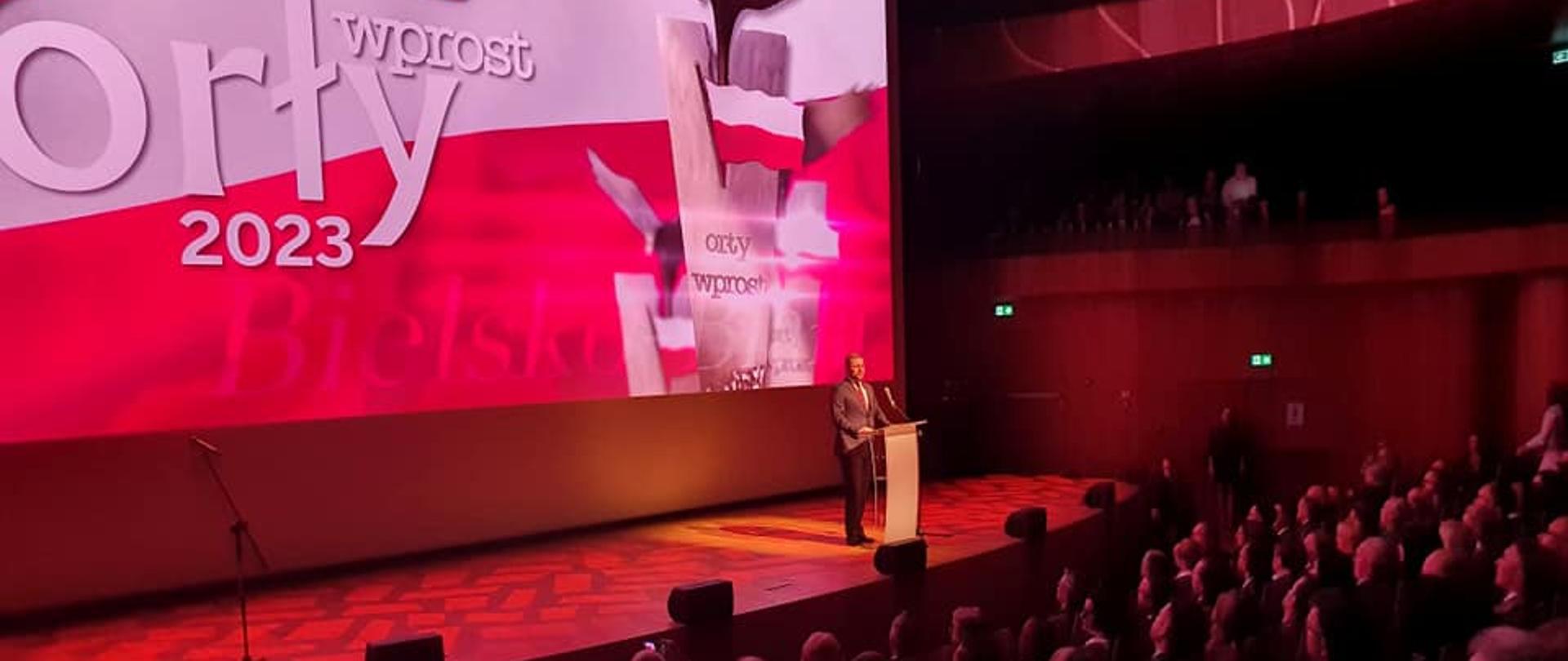 Minister Grzegorz Puda podczas przemówienia na Gali Orłów Wprost